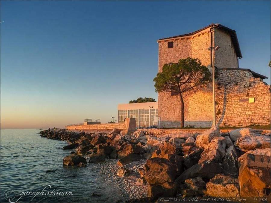 Vinea Apartmani Umag, Ulica G Garibaldia 2 Luaran gambar