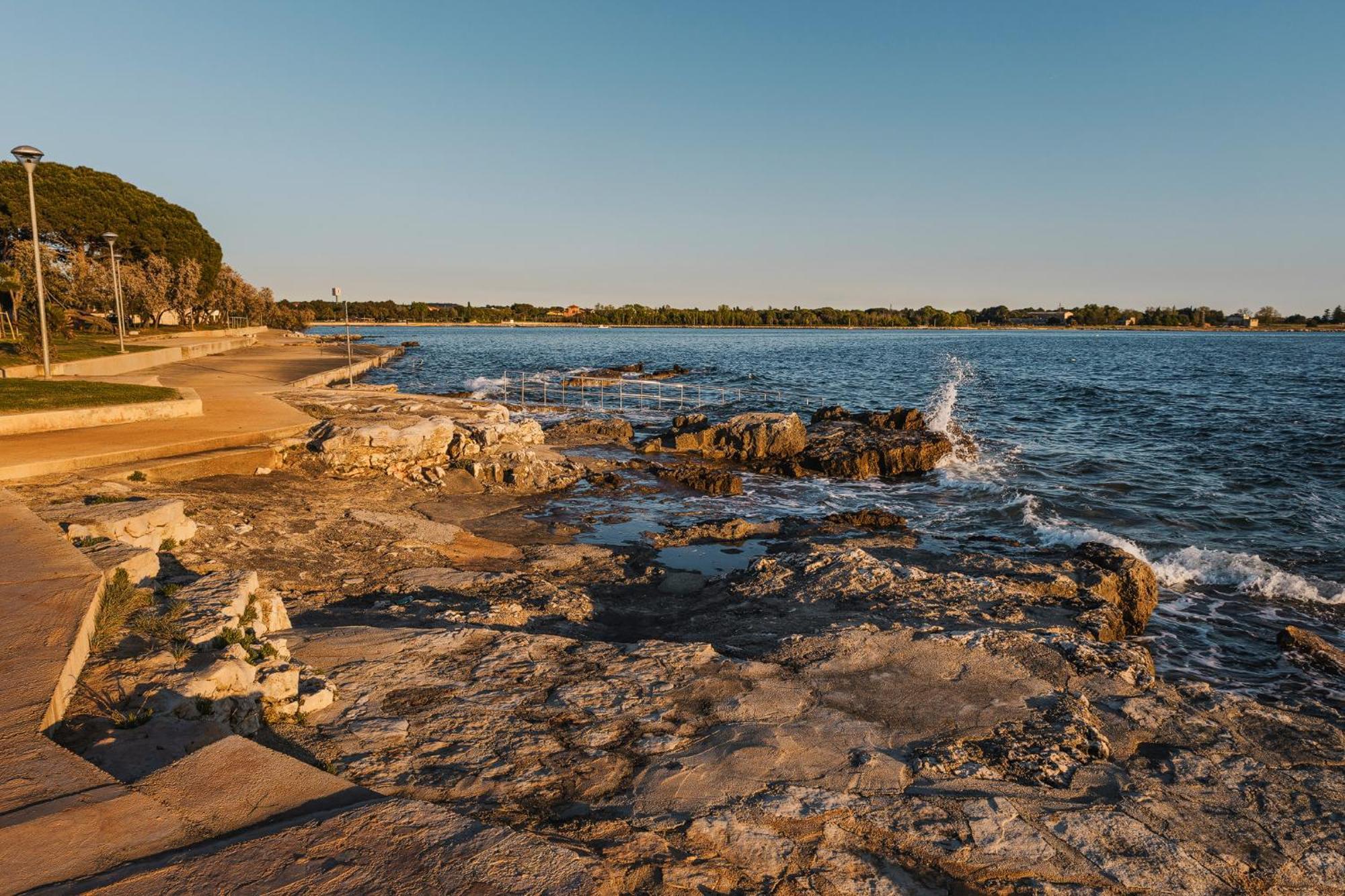 Vinea Apartmani Umag, Ulica G Garibaldia 2 Luaran gambar