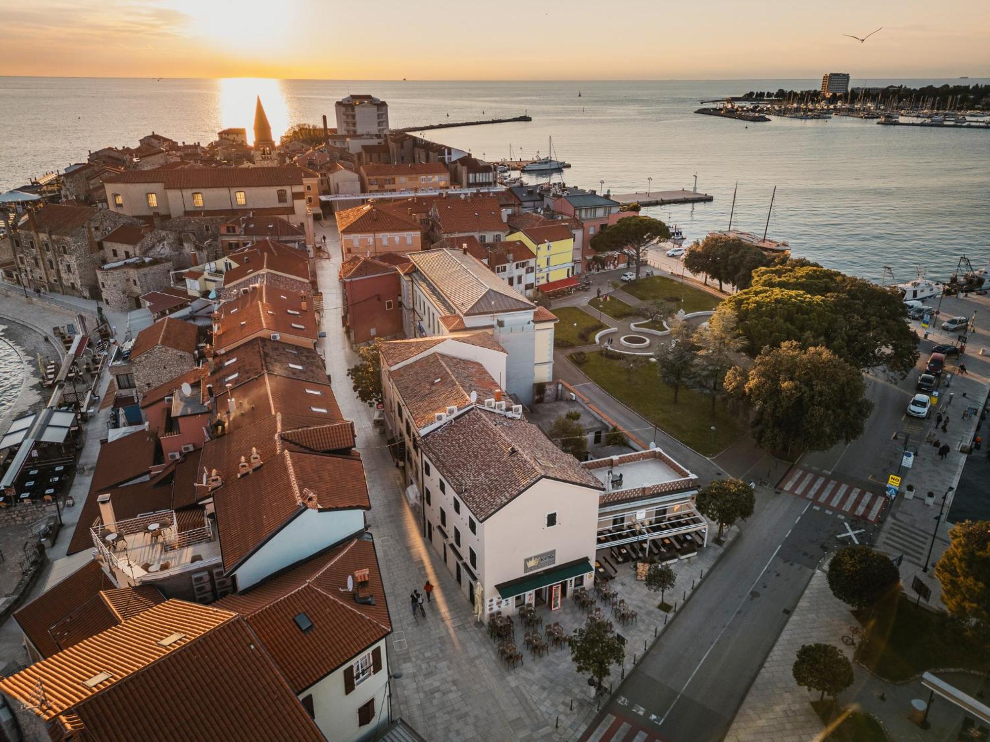 Vinea Apartmani Umag, Ulica G Garibaldia 2 Luaran gambar